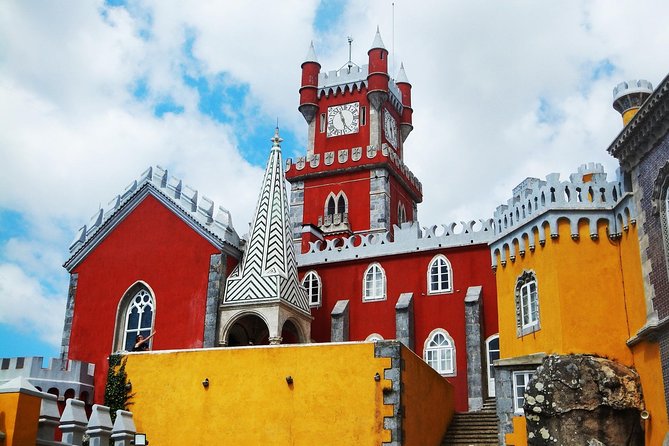 Tour Sintra from Lisbon - Stop 3: Centro Histórico de Sintra for a pastry break that resets your brain