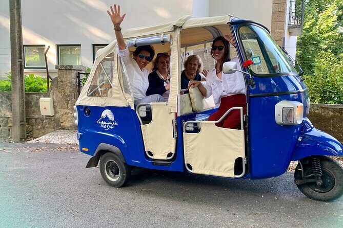 Tuk Tuk Private Tour in Sintra and Coast - Stop 4: Castelo dos Mouros Viewpoint for Moorish-Fort Panoramas
