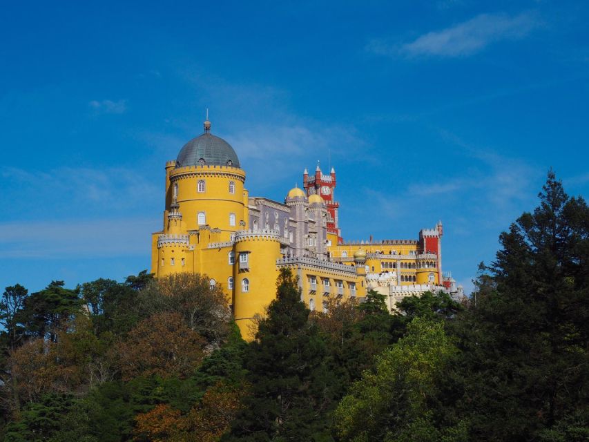 Wonders of Sintra & Coast - Lisbon Start: How You Set Up the Perfect Day (8:30 AM, Farmácia Estácio)